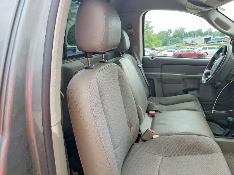 2005 Dodge RAM 1500 ST