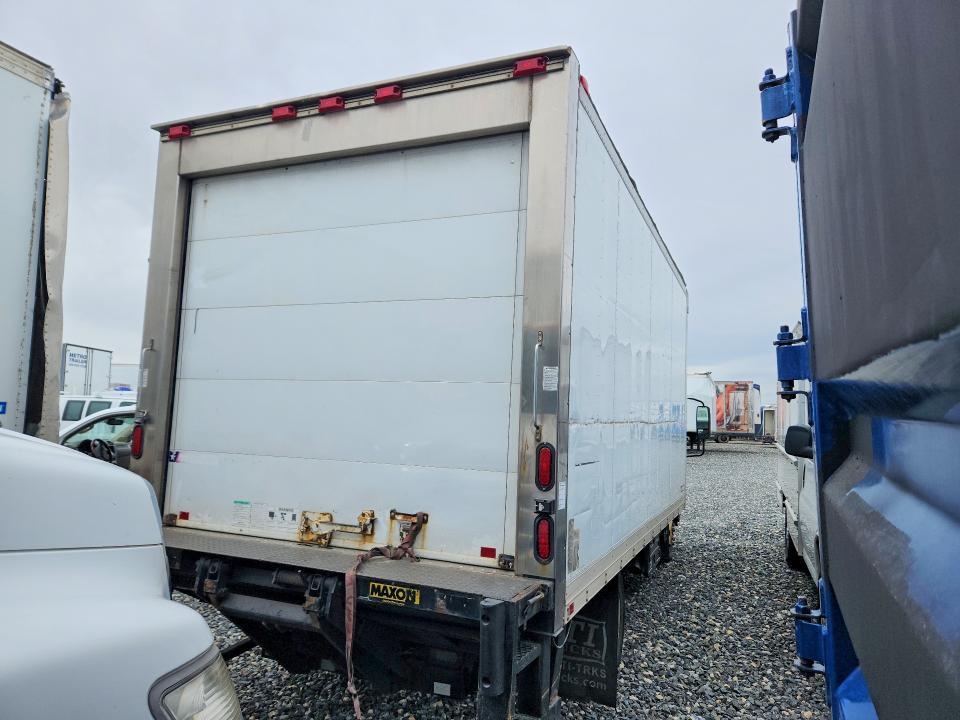 2011 Isuzu NPR