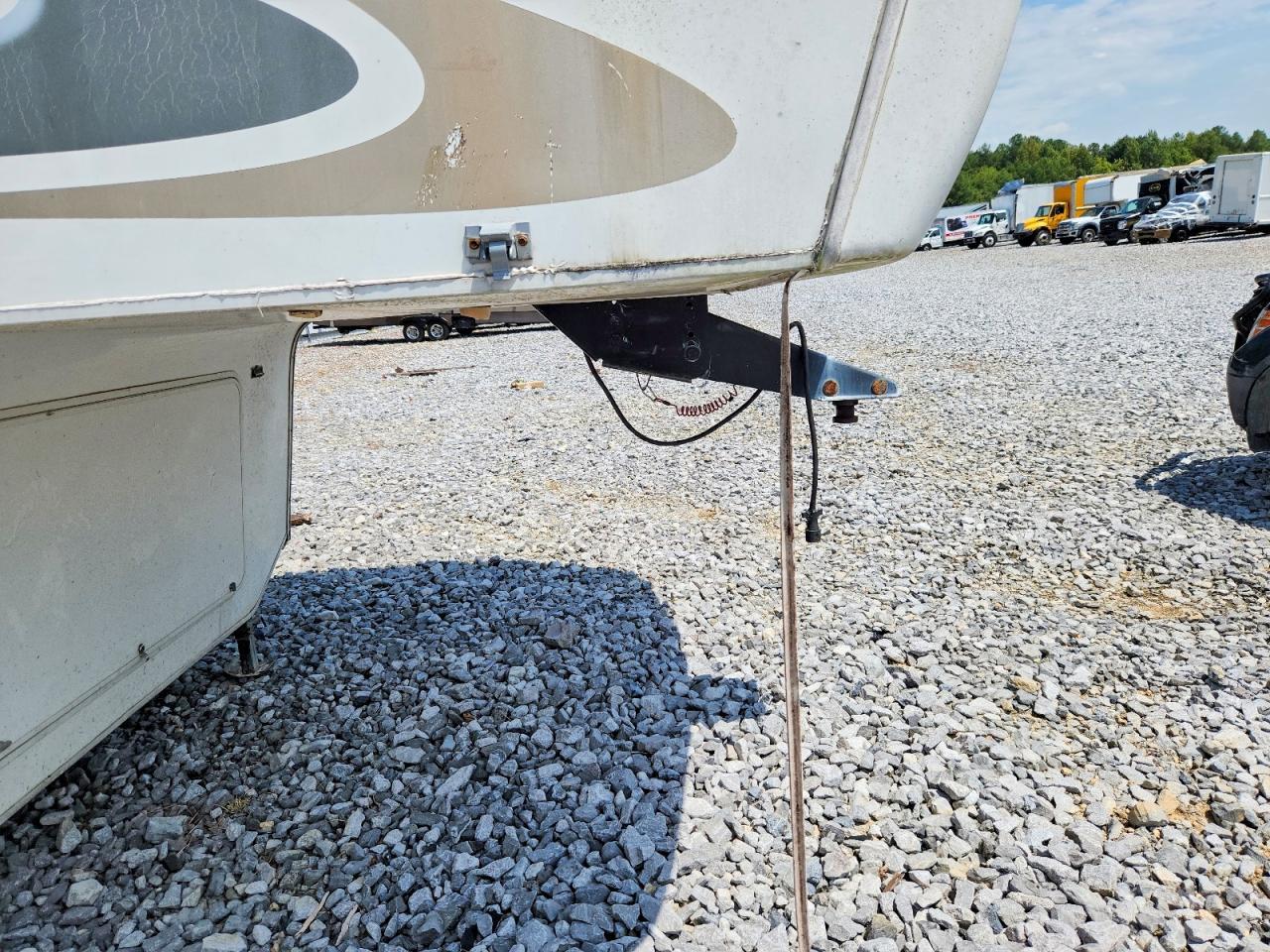 2007 Cedar Creek Silverback Camper