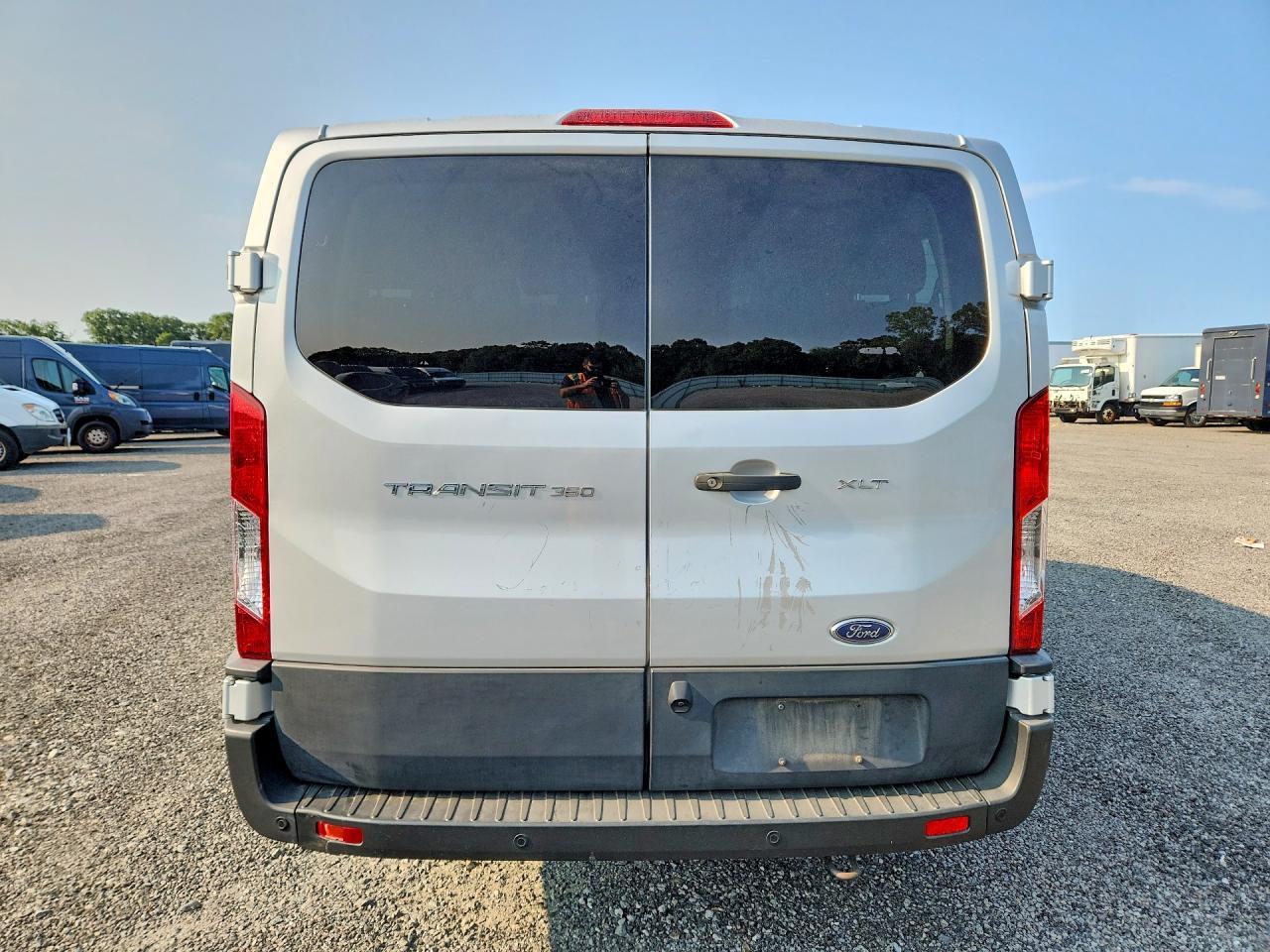 2022 Ford Transit T-350