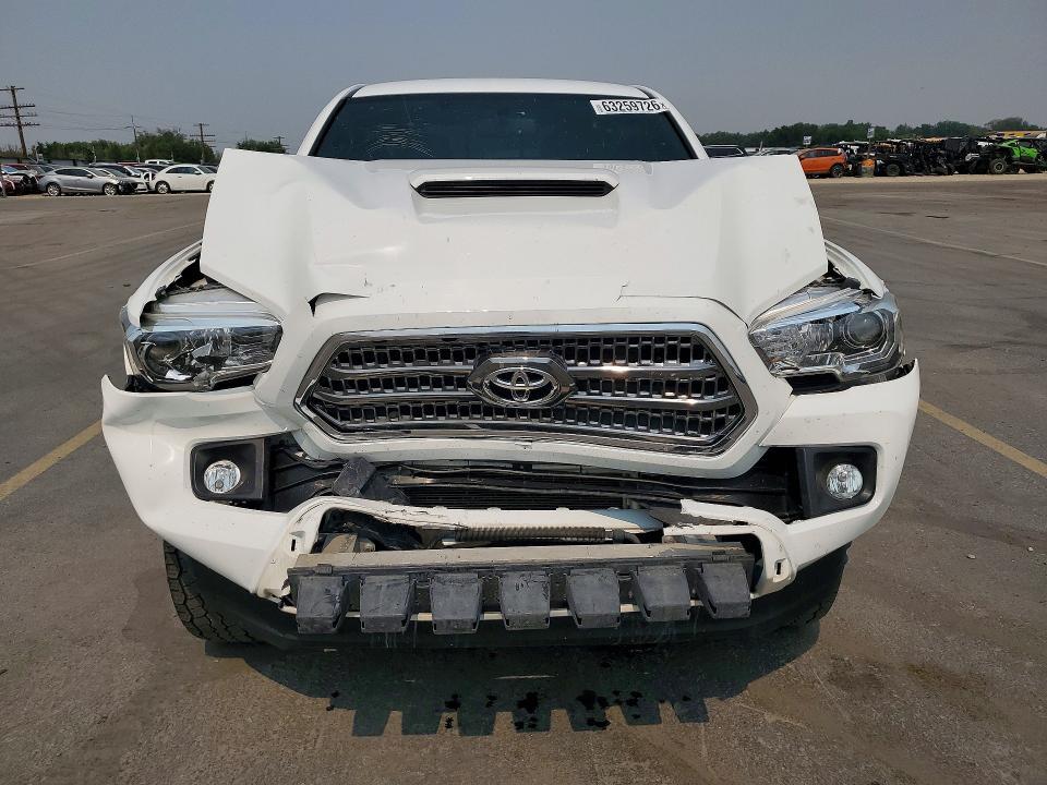 2017 Toyota Tacoma TRD Sport