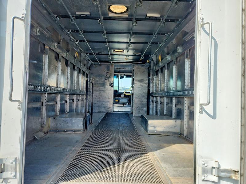 2013 Ford F59 Delivery Truck