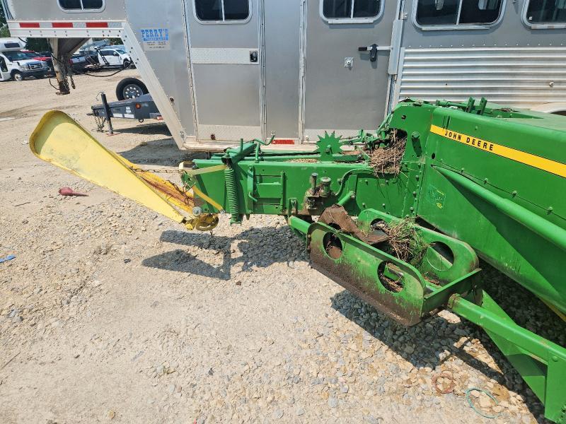 1986 John Deere 347 Small Square Baler