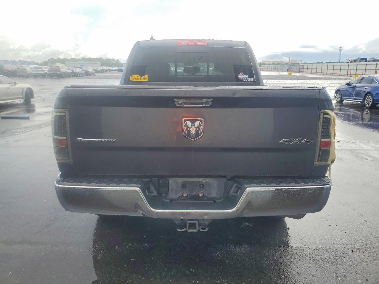 2016 Dodge RAM 1500 SLT