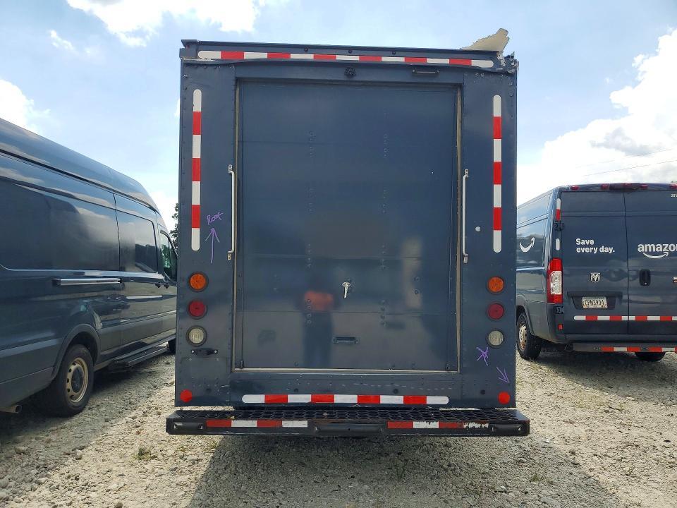 2021 Ford Transit Delivery Truck