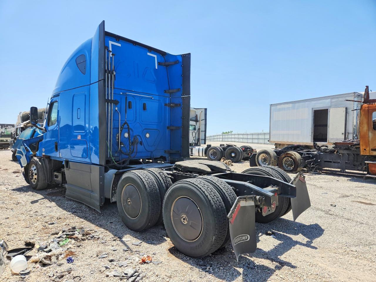 2024 Freightliner Cascadia 126 Semi Truck