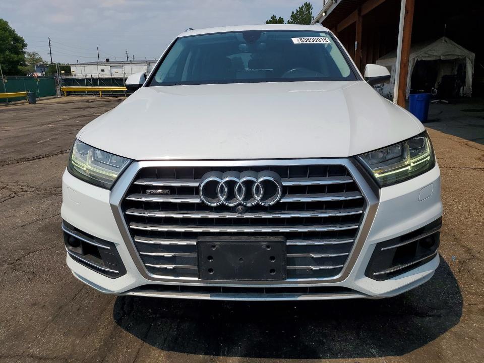 2018 Audi Q7 Prestige
