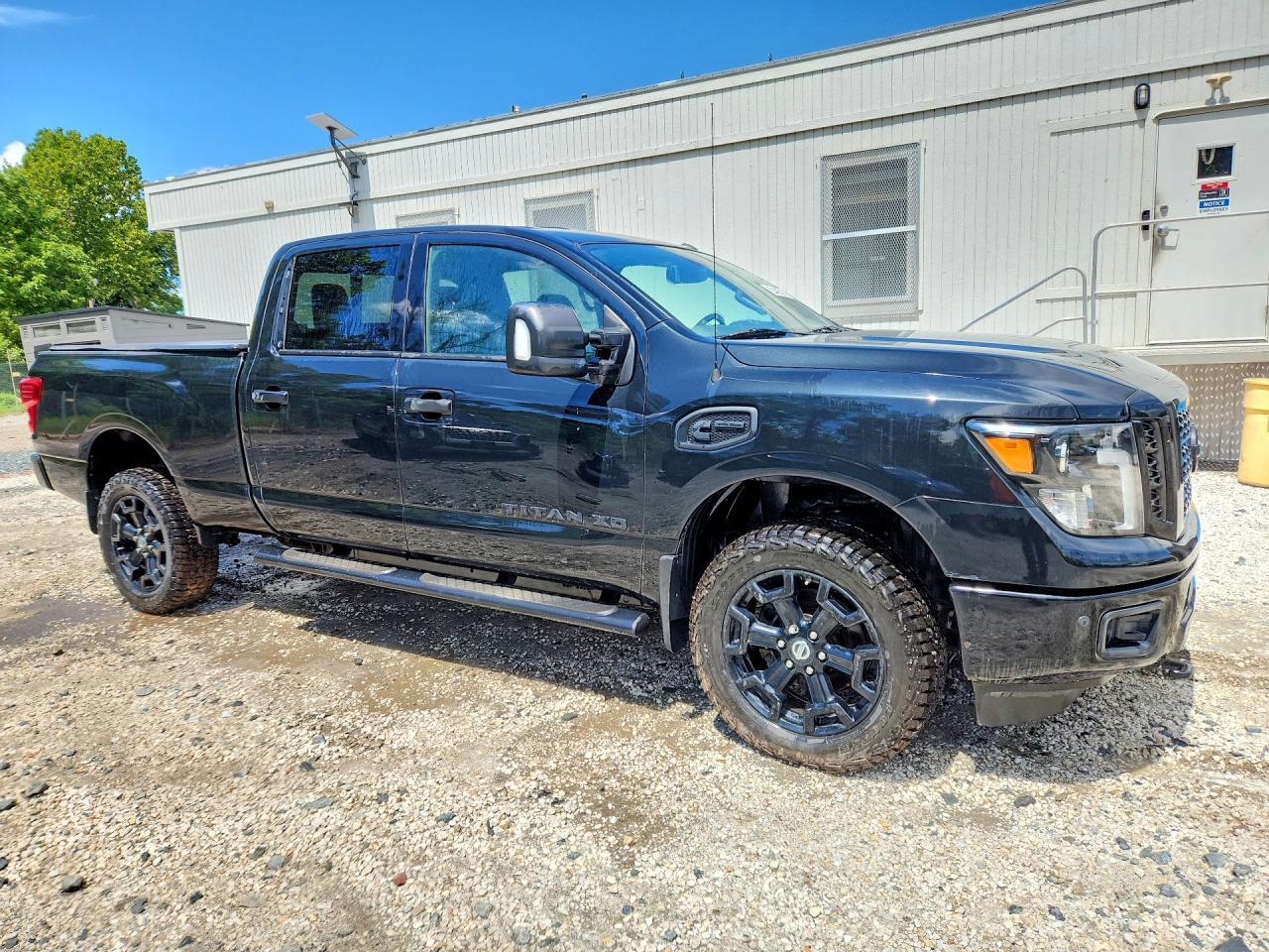 2019 Nissan Titan XD SV