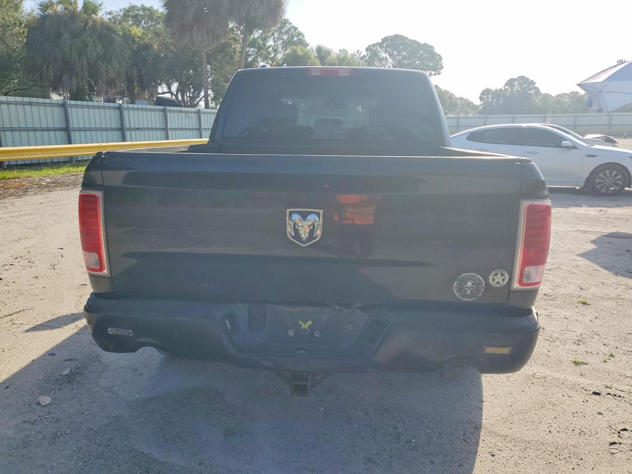 2014 Dodge RAM 1500 ST