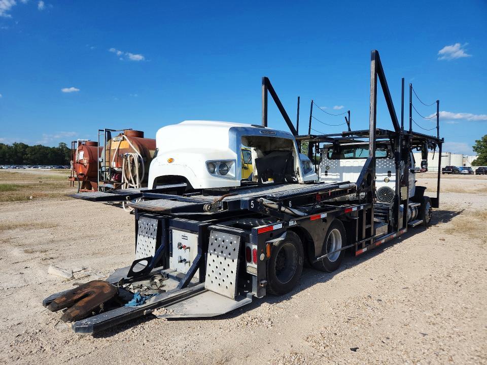 2020 Freightliner 114SD Car Hauler Truck