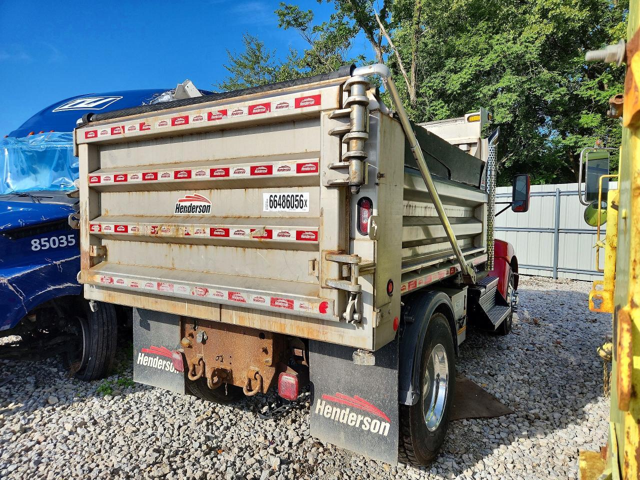 2022 Kenworth Constructi-Dump Truck