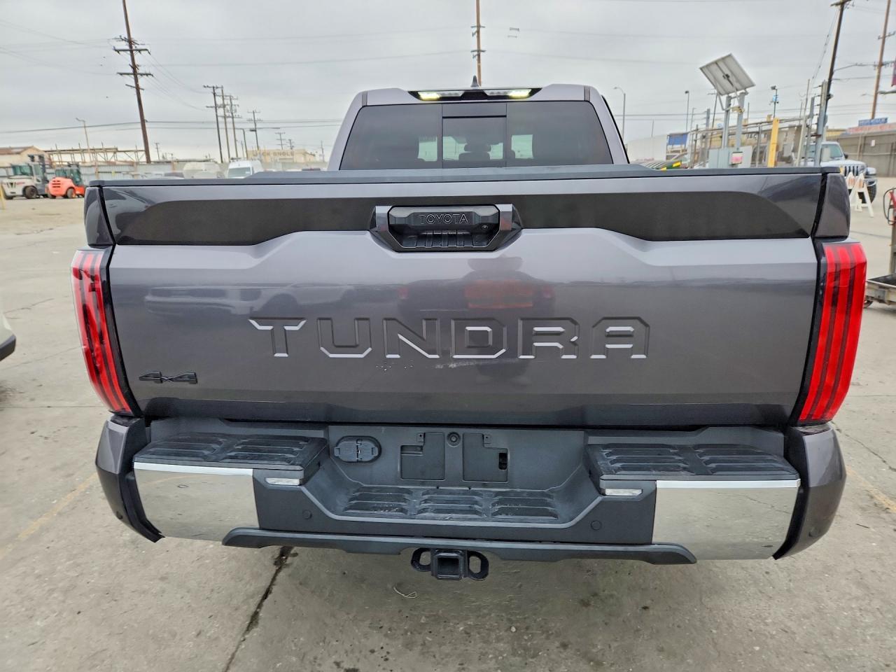 2022 Toyota Tundra SR5