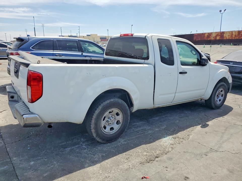 2015 Nissan Frontier S