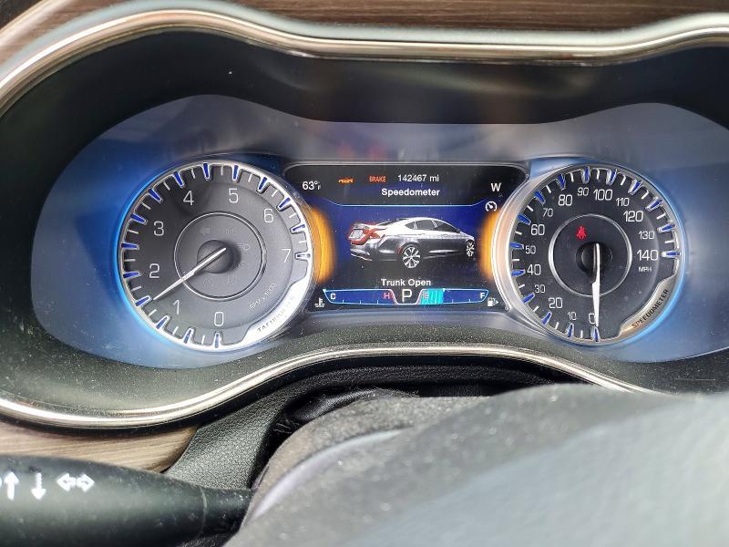 2015 Chrysler 200 c