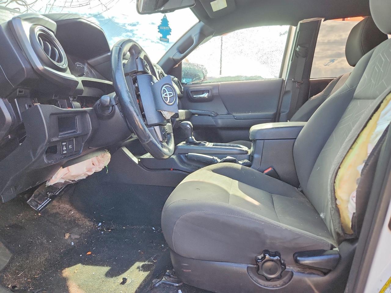 2018 Toyota Tacoma SR V6