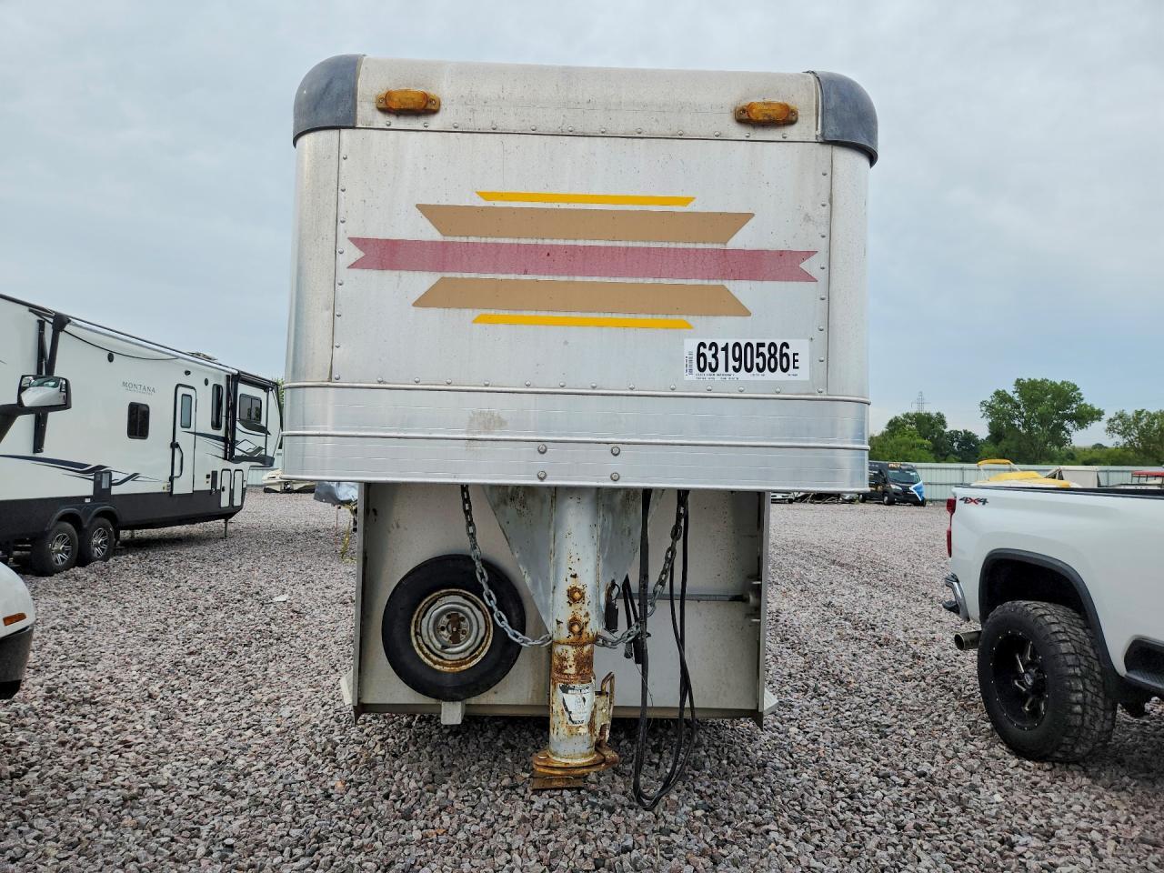 2001 4-Star Horse Trailer