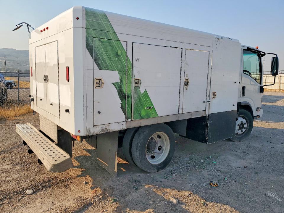 2014 Isuzu NPR HD BOX Truck