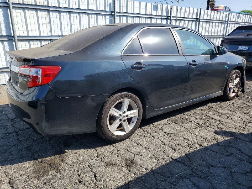 2014 Toyota Camry se