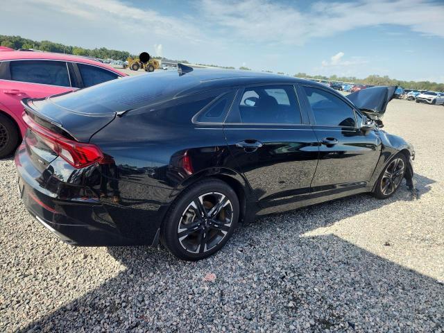 2022 KIA K5 GT Line