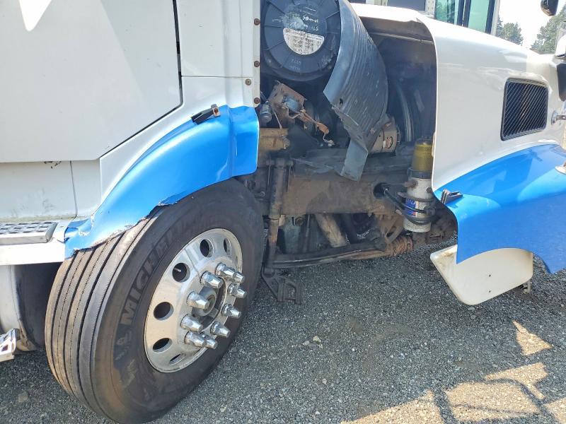 1998 Volvo VN Semi Truck