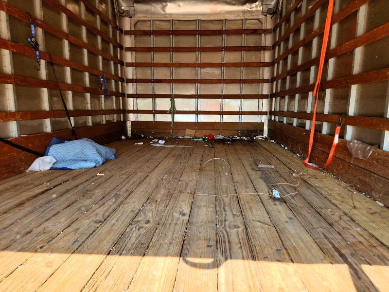2003 Isuzu NPR HD BOX Truck