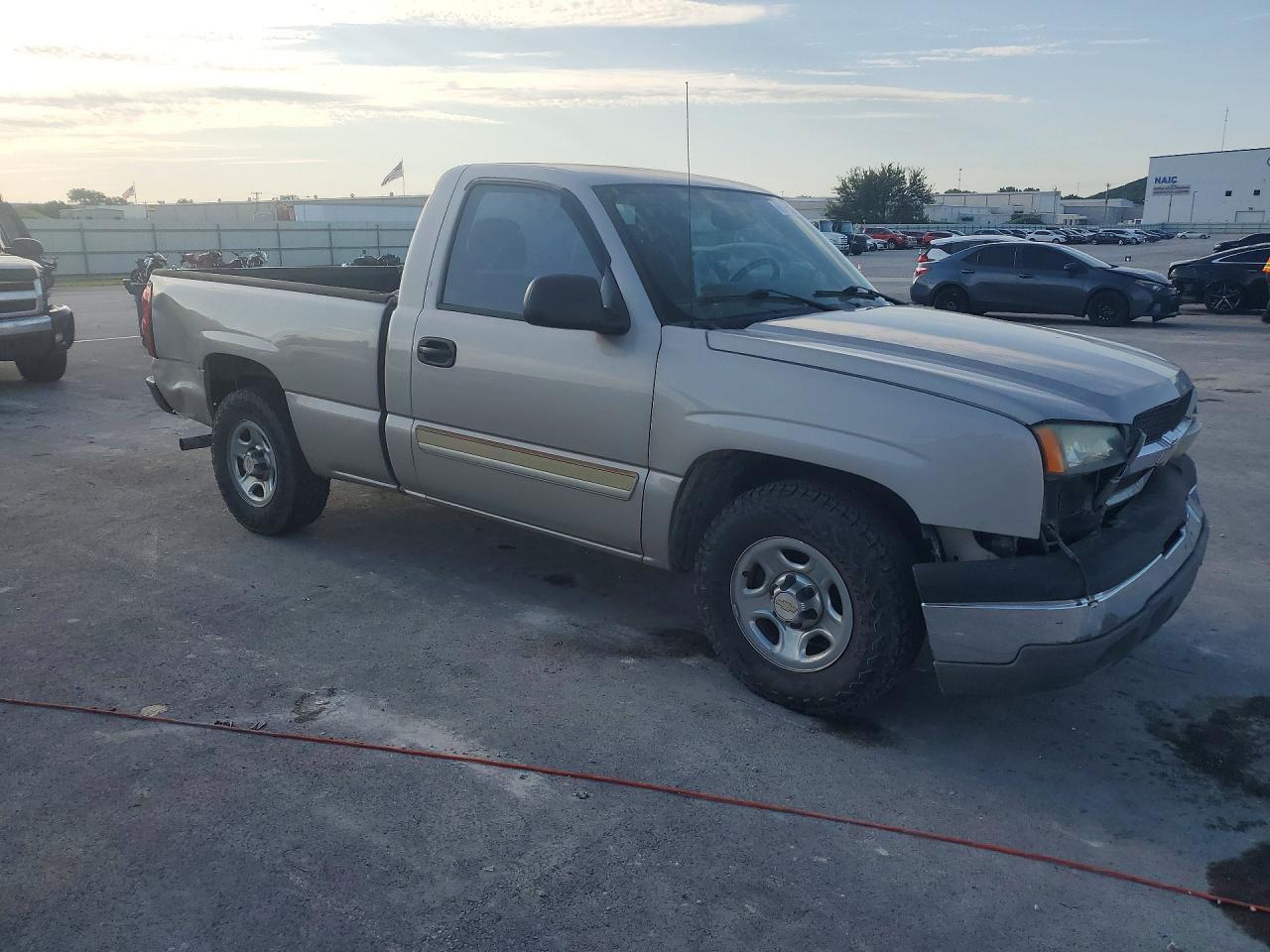 2004 Chevrolet Silverado C1500