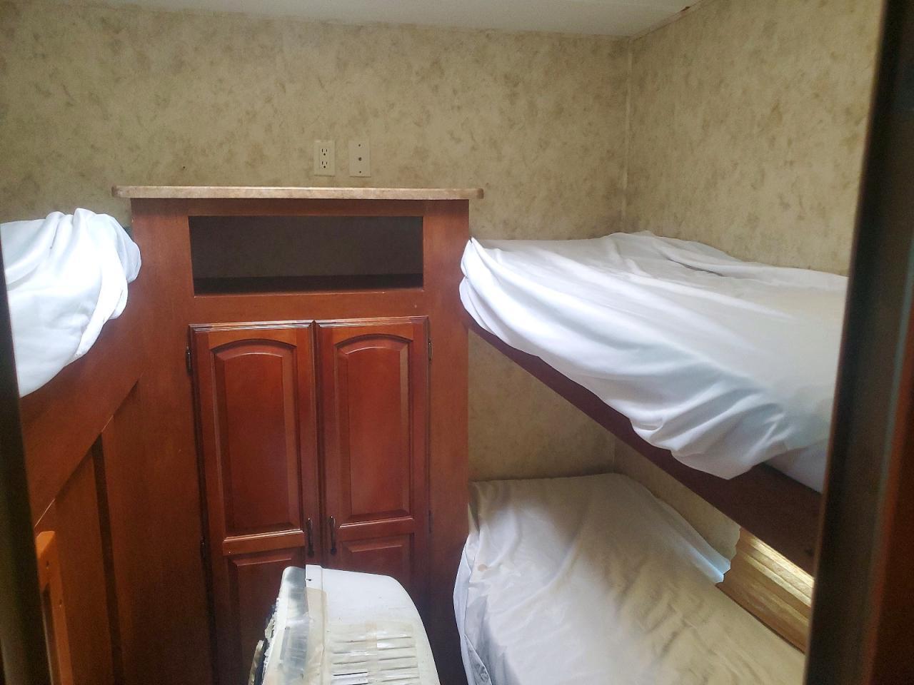2012 Chaparral 5th Wheel