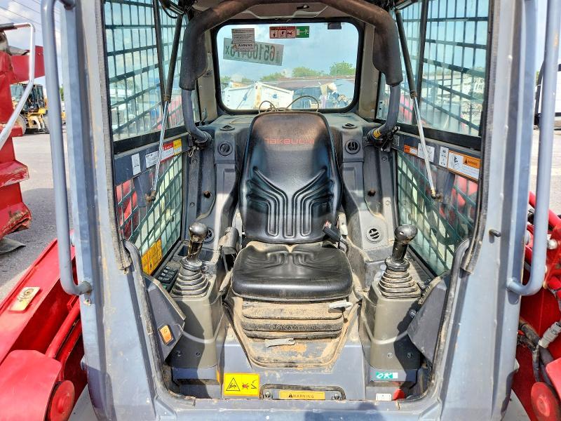 2022 Takeuchi TL8R-2 Tracked Skid Steer Loader