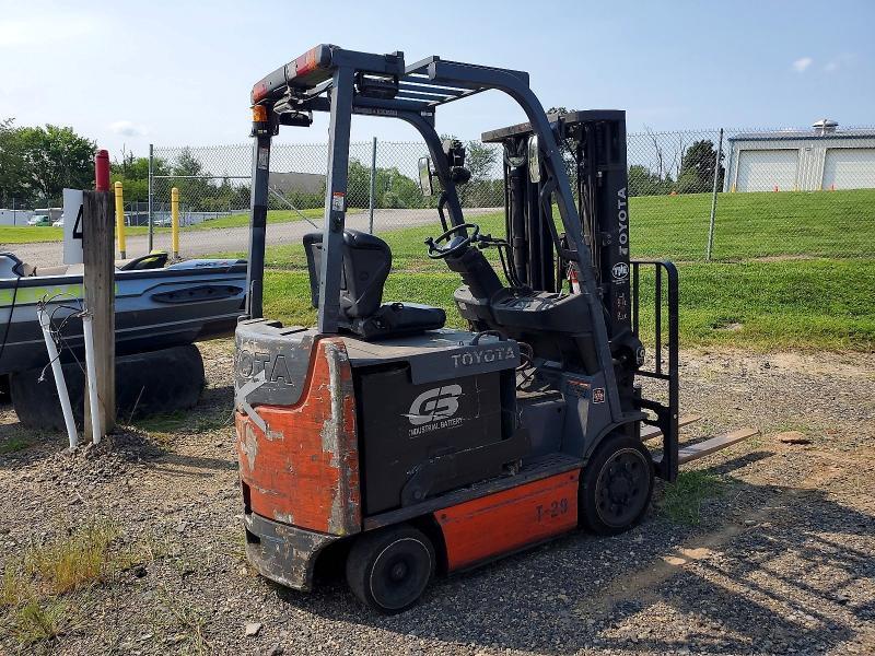 2011 Toyota 8FBCU25 Forklift