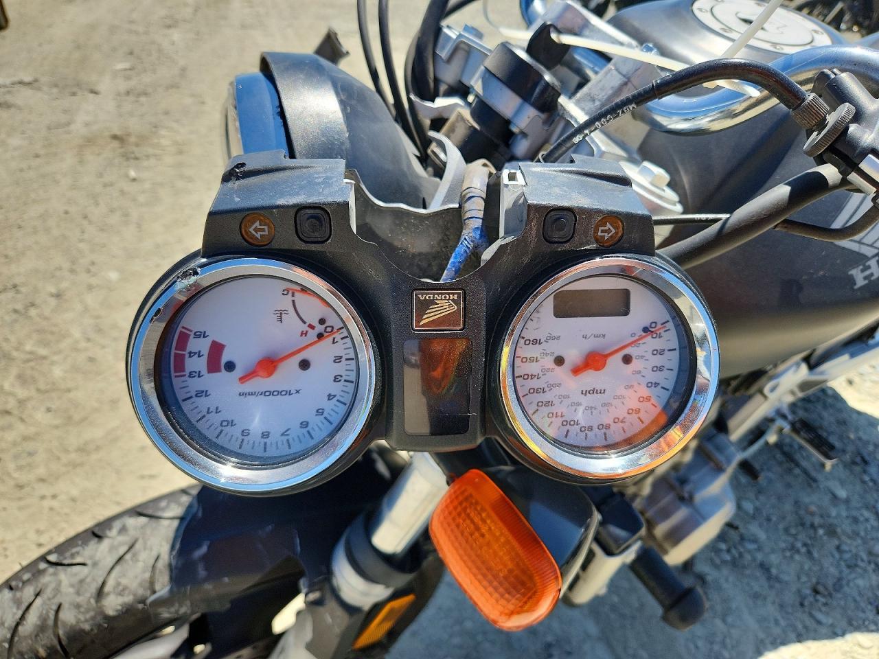2004 Honda CB600 F