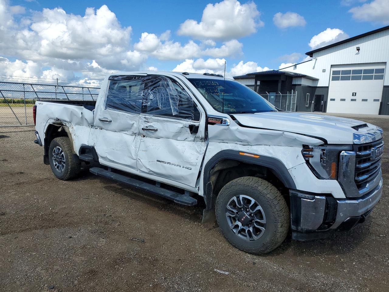 2024 GMC Sierra K2500 SLT
