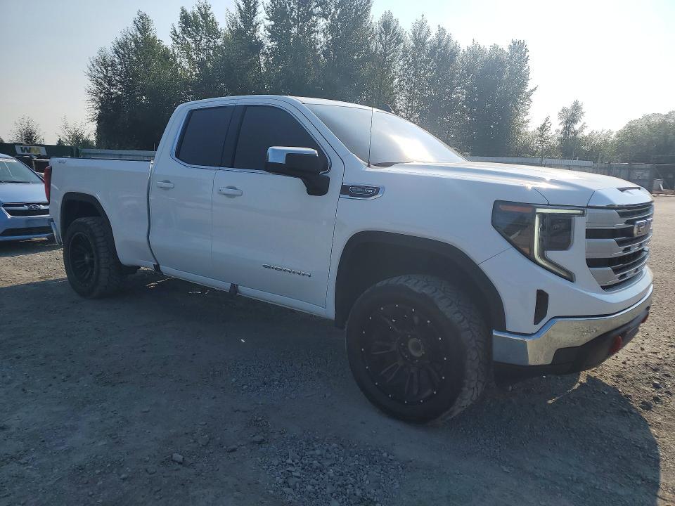 2023 GMC Sierra K1500 SLE
