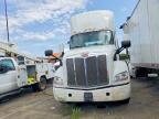2016 Peterbilt 579 Semi Truck