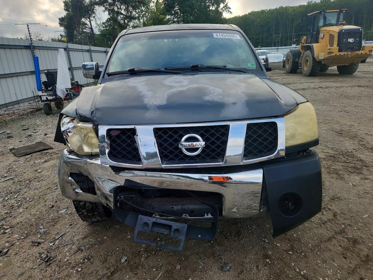2004 Nissan Titan XE