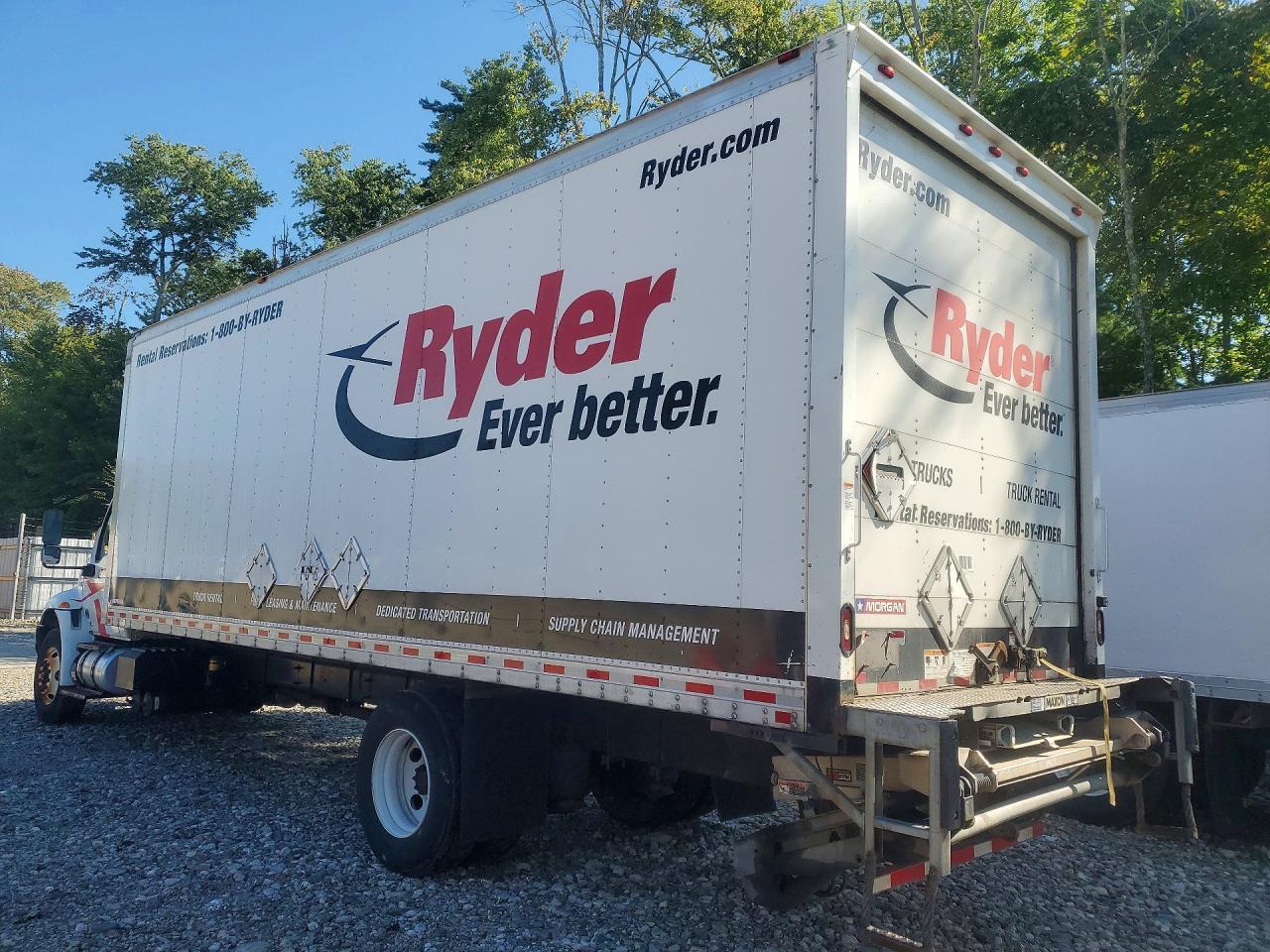 2020 International MV607 BOX Truck
