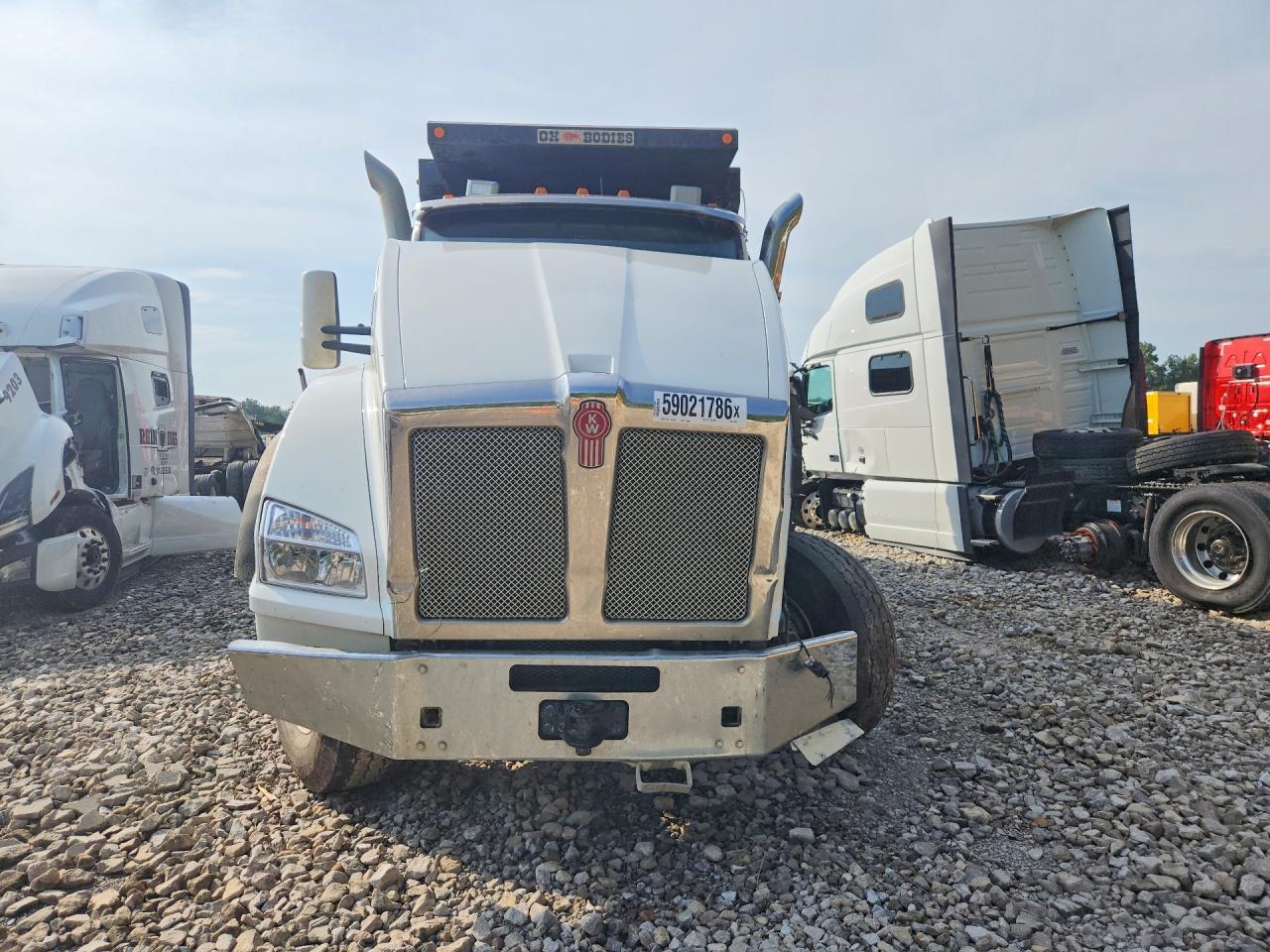 2025 Kenworth T880 Dump Truck