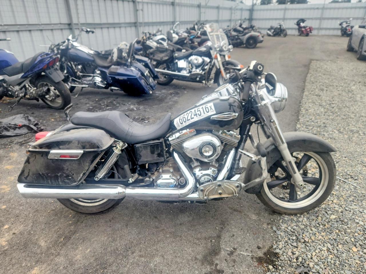 2013 Harley-Davidson FLD Switchback