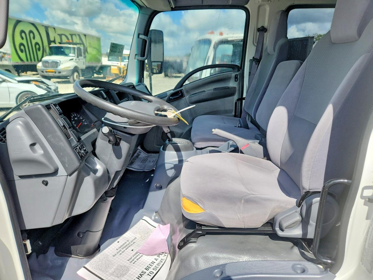 2019 Isuzu NPR HD