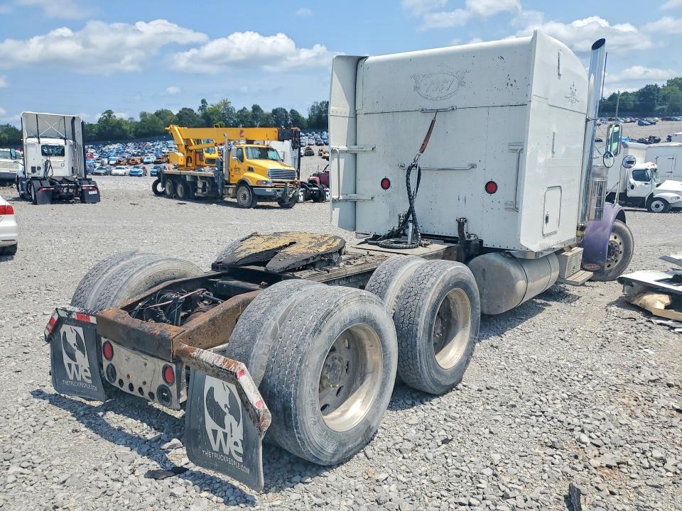 2000 Peterbilt 379
