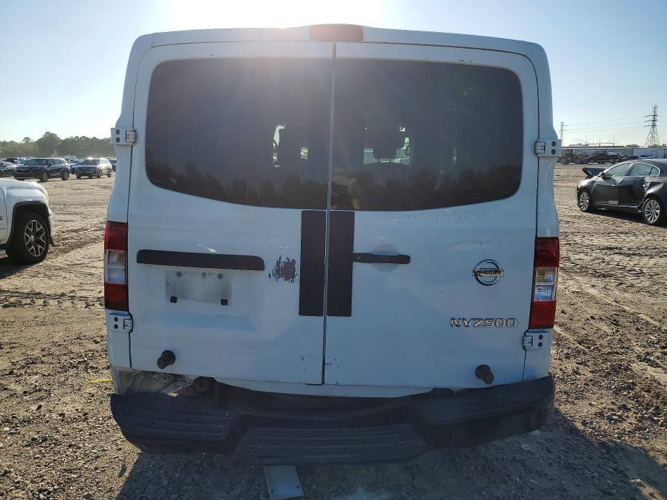 2017 Nissan NV 2500 HD S