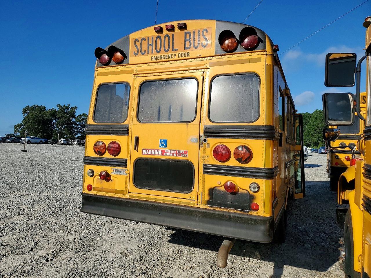 2002 International 3000 3800
