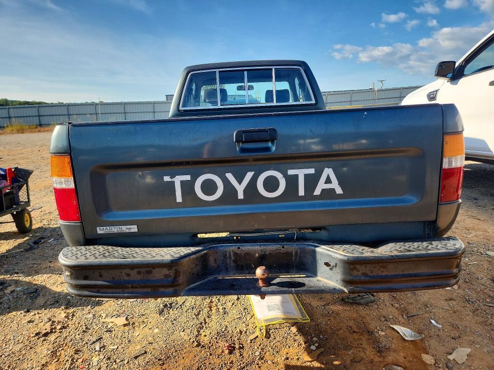 1992 Toyota Pickup Deluxe