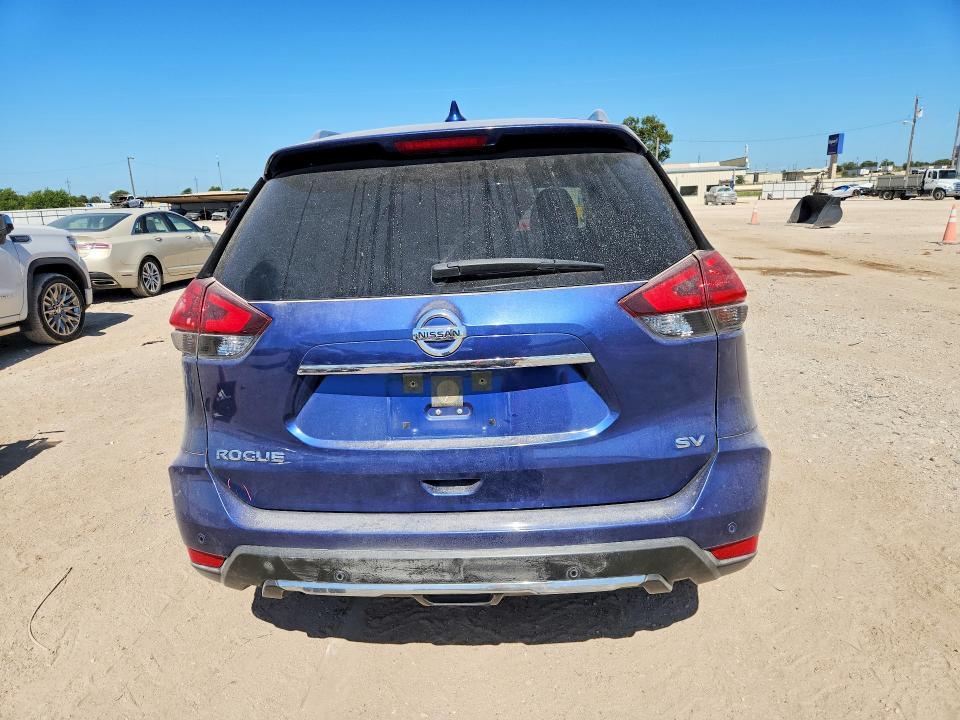 2020 Nissan Rogue sv