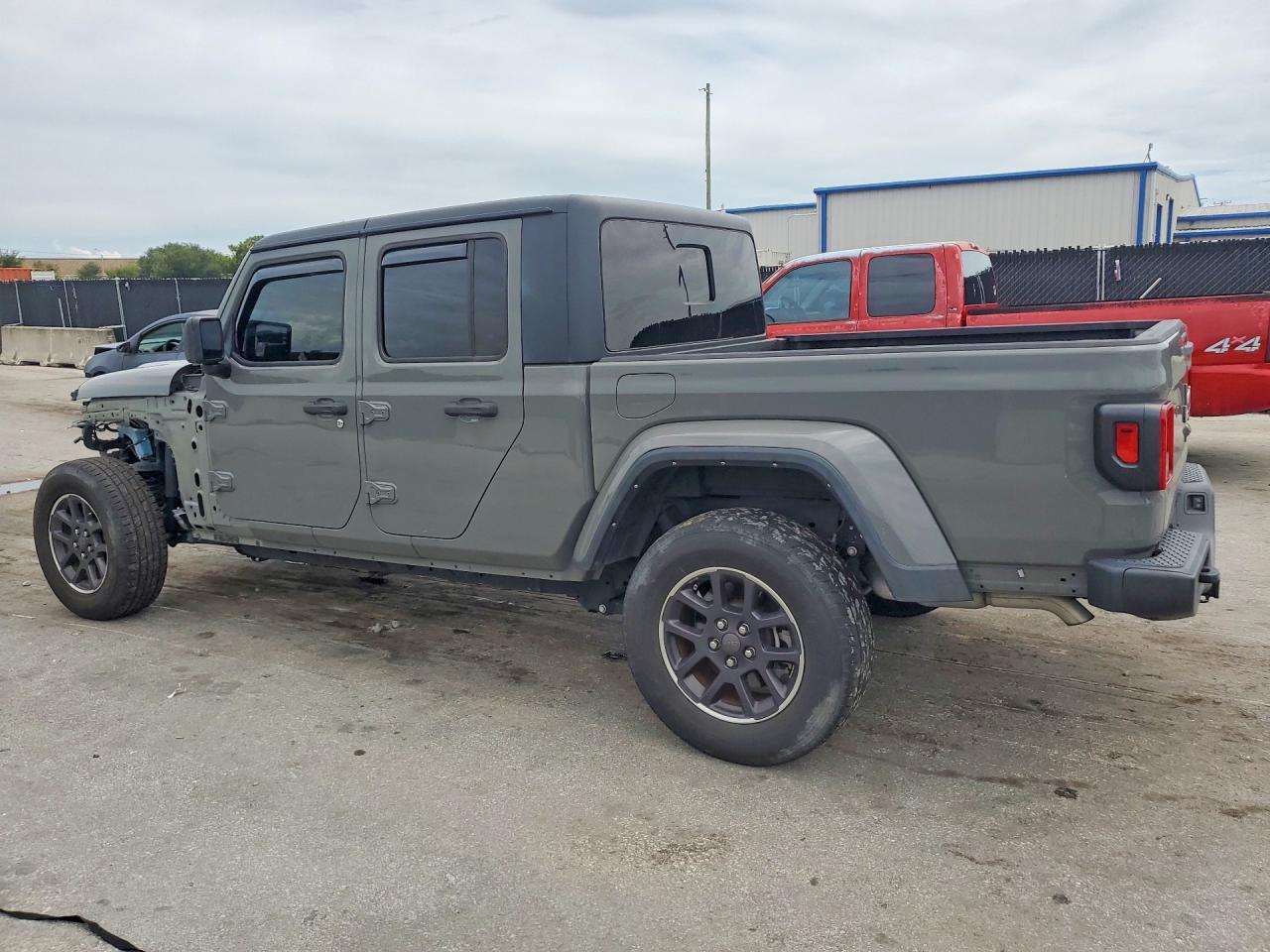 2023 Jeep Gladiator Overland