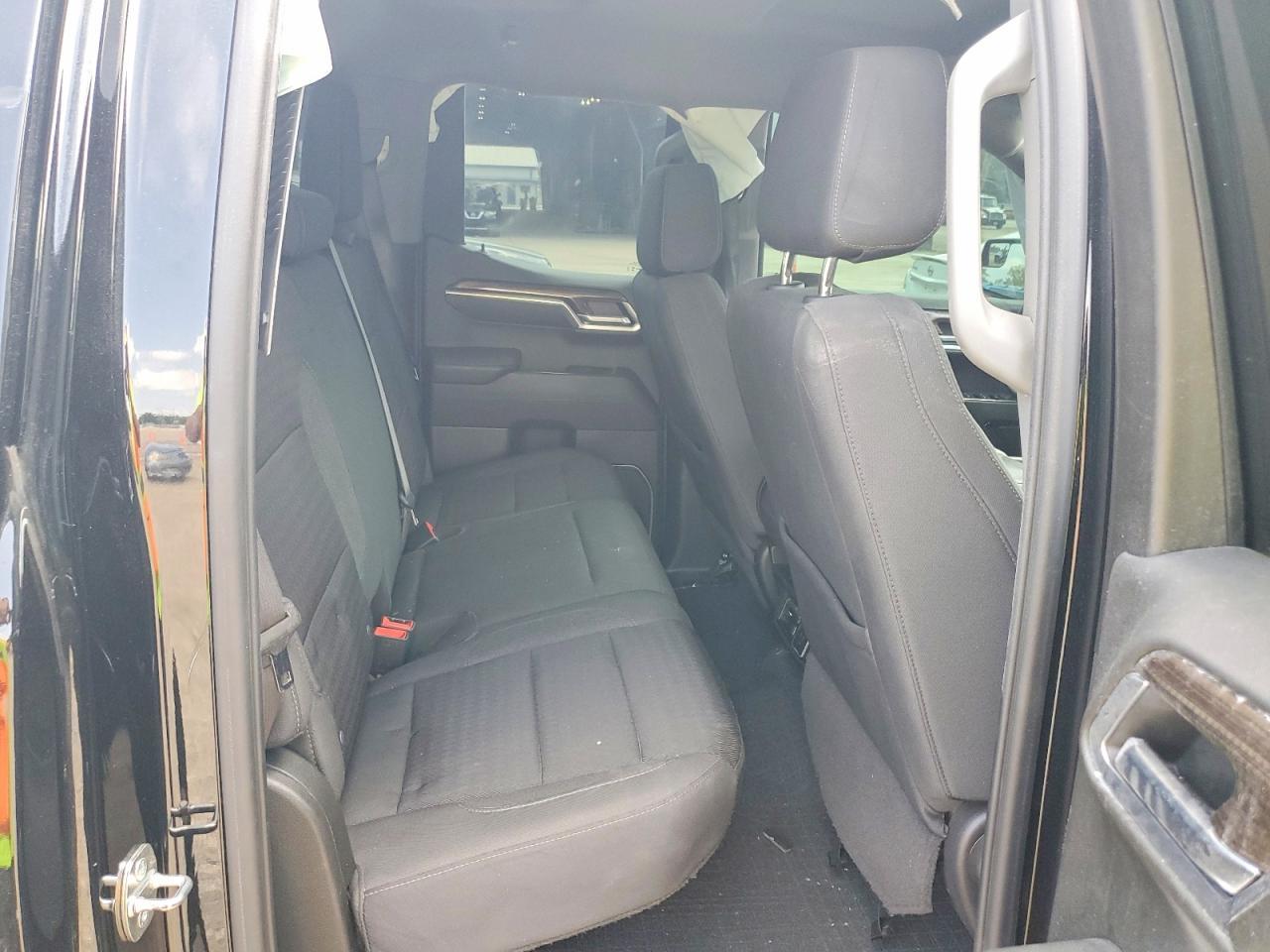 2024 Chevrolet Silverado K1500 LT