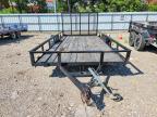 2004 MAY 2004 Utility Trailer