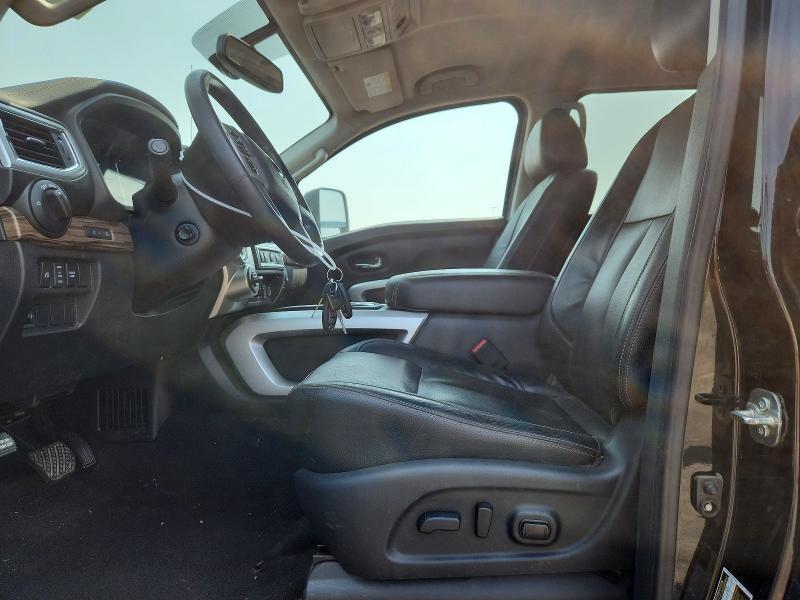 2017 Nissan Titan SL