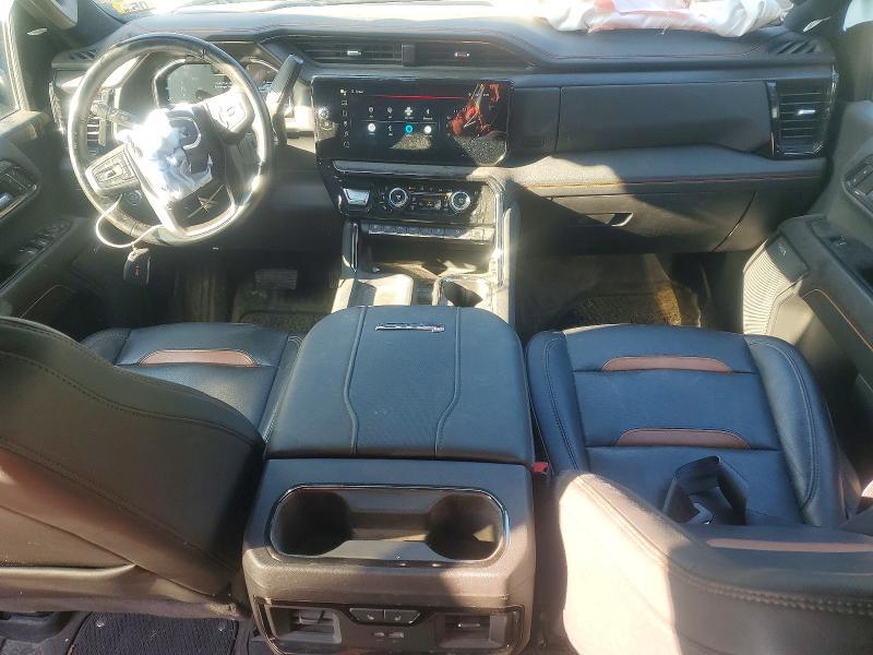 2024 GMC Sierra K2500 AT4