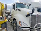 2017 Kenworth T680 Semi Truck