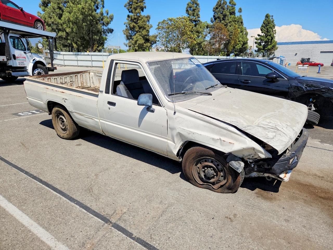 1988 Toyota Pickup 1/2 TON RN55